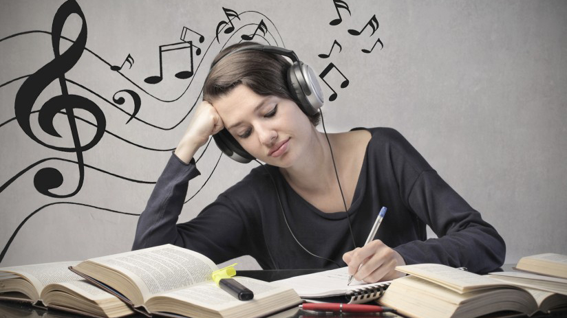 ders çalışırken müzik dinlemek
